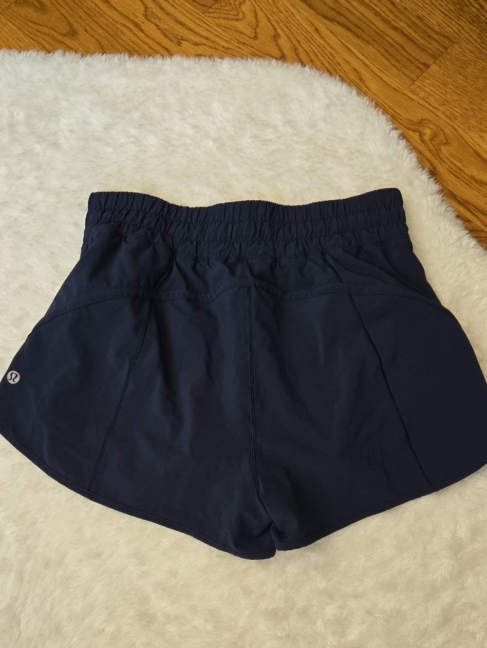 Lululemon Athletic Shorts, Womens Size 8 - Picture 10 of 10